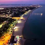 Apartment Well Equipped In Bibione-beahost