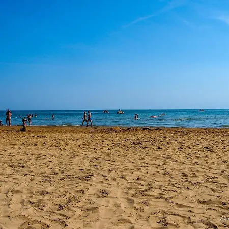 Well Equipped In Bibione-beahost Apartment