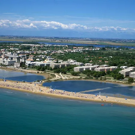 Well Equipped In Bibione-beahost Apartamento