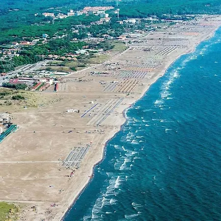 Apartment Well Equipped In Bibione-beahost