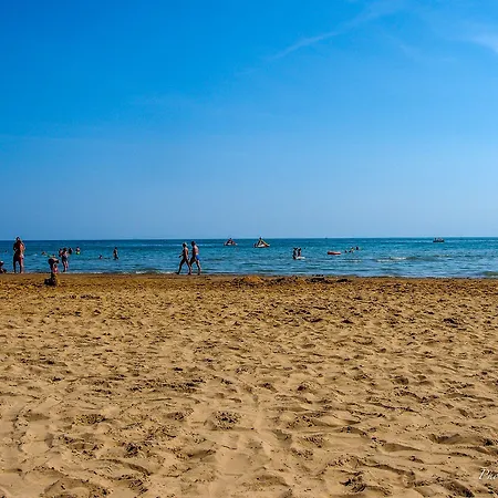 Well Equipped In Bibione-beahost * Bibione