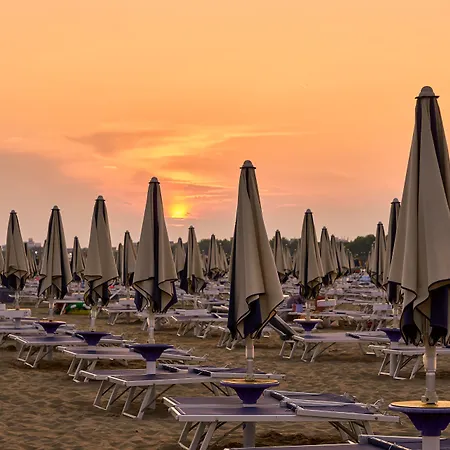 Well Equipped In Bibione-beahost * Bibione