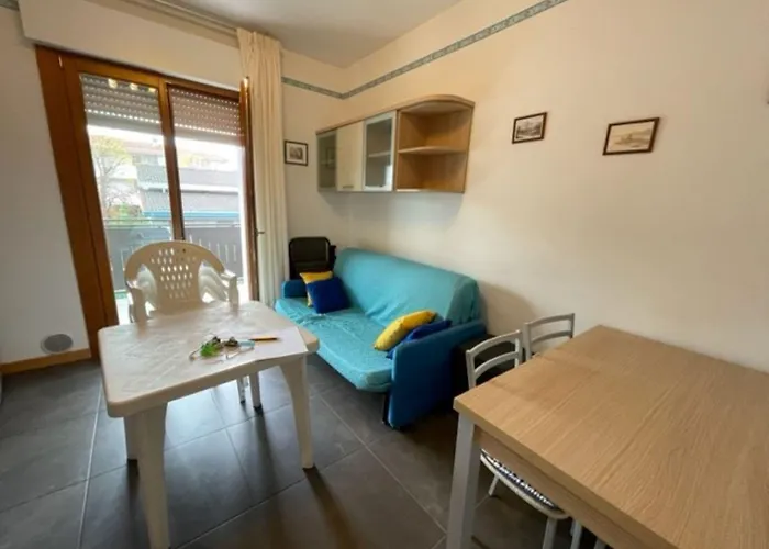 Well Equipped In Bibione-beahost Apartament *